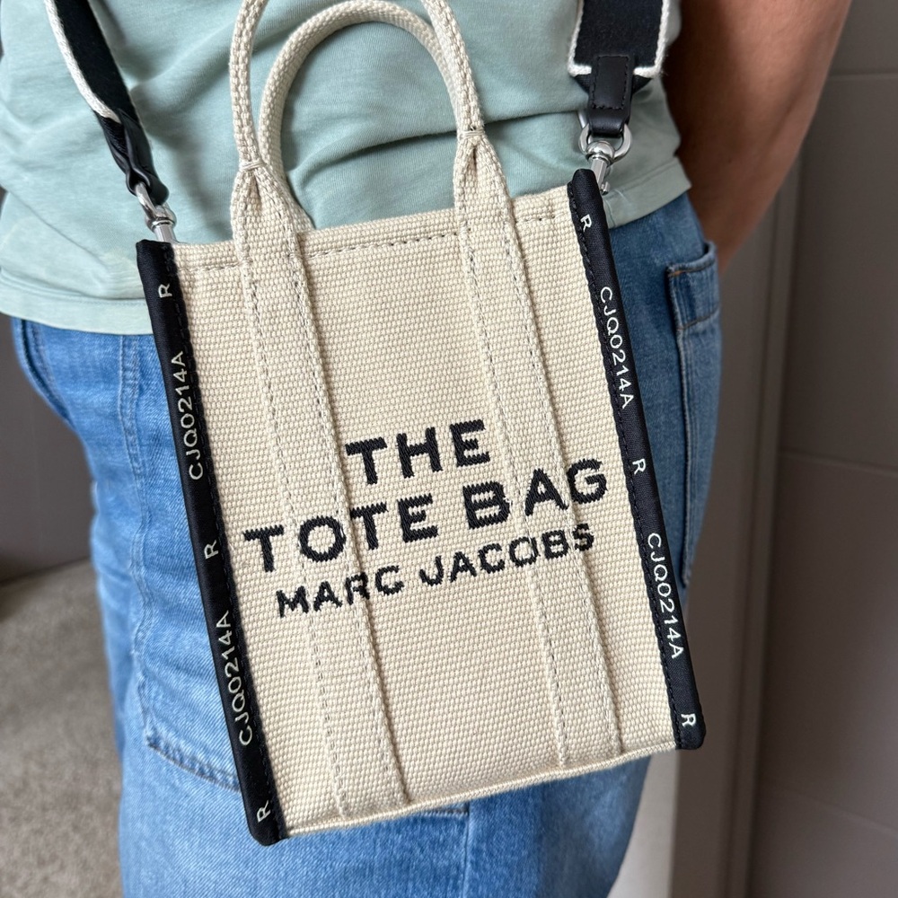 Marc Jacobs Beige and Black Belt Bag